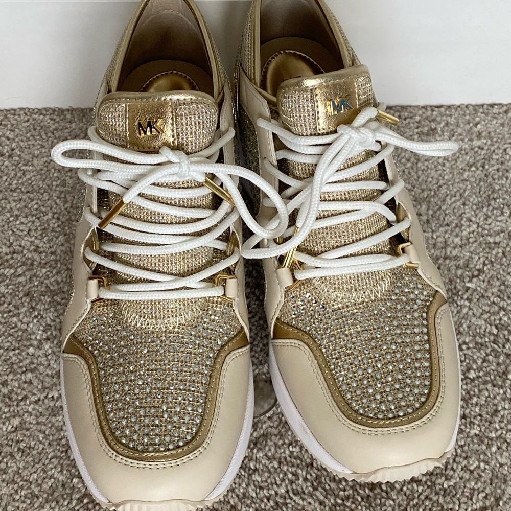 Michael Kors Wedge Tennis Shoe. 7.5. Super cute!